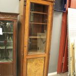 818 1045 BOOK CABINET